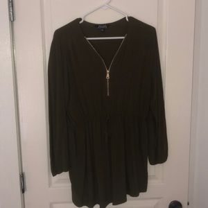 Dress/Shirt.